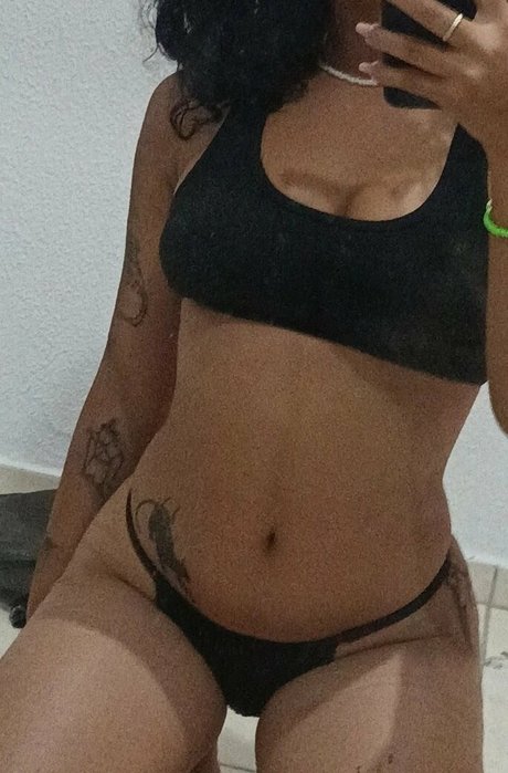 Xtinky xxx model gallery