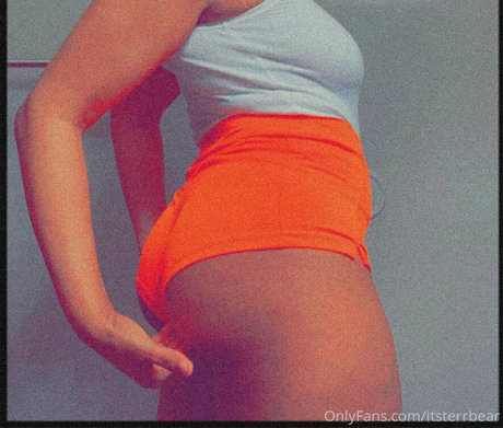 itsterrbear exclusive model img