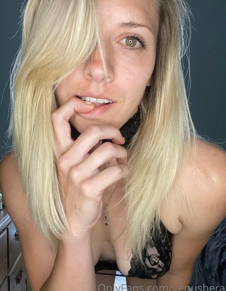 venushera pornstar hd picture