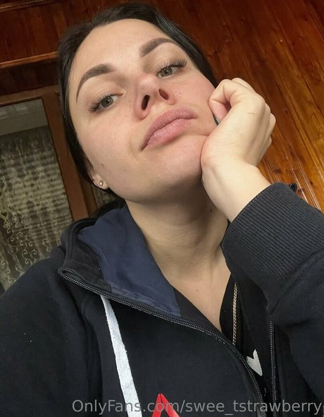 swee tstrawberry pretty star picture