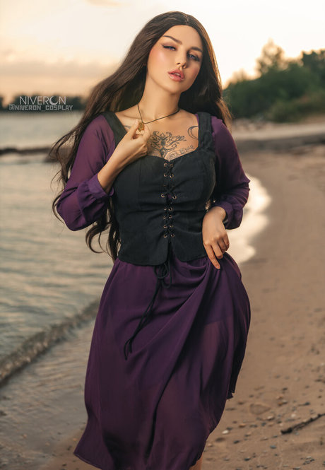 Niveron Cosplay top model pictures