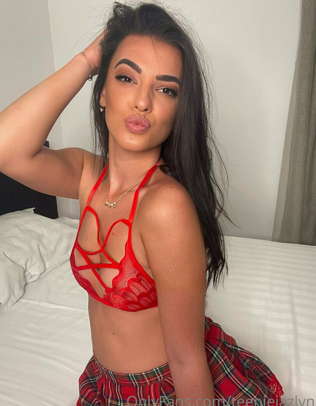 sweetiefreshman sex model archive