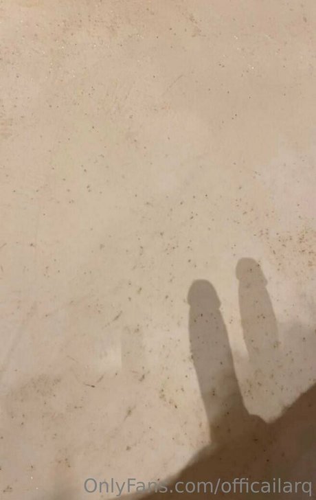 officailarq exclusive model images