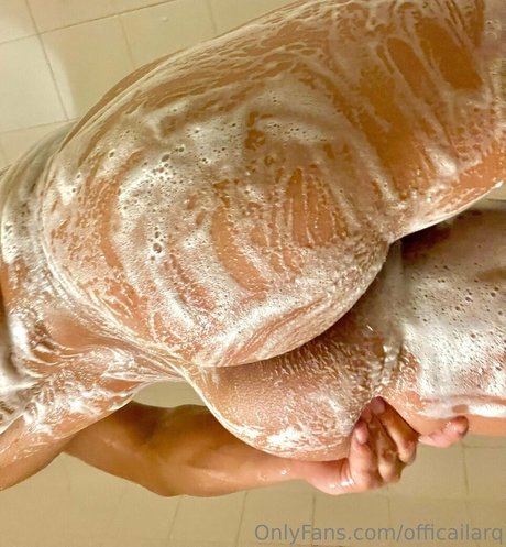 officailarq xxx model gallery