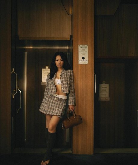 tingting lai naked model image