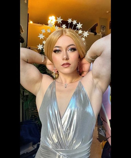 Claire Max star porn picture