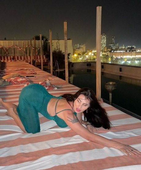 pale teen onlyfans porn gallery