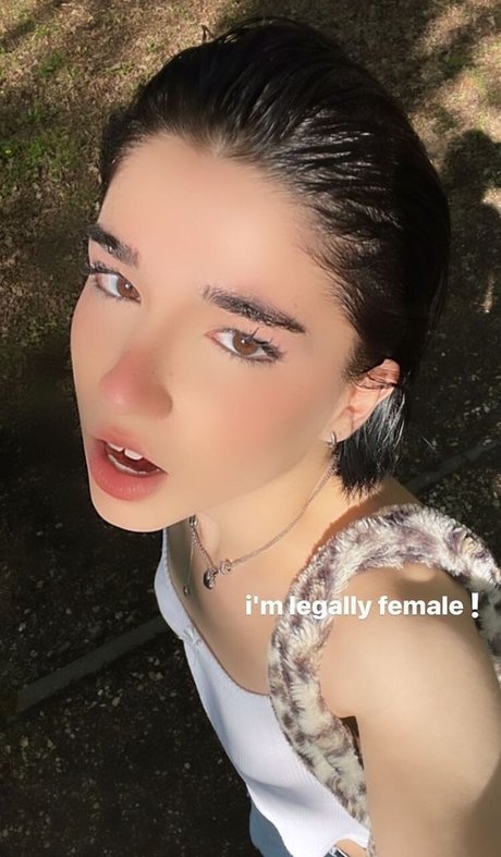 Arielle Maxine pornstar hd gallery