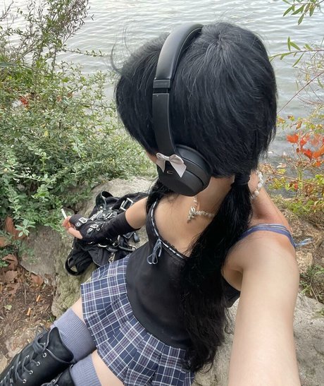 Arielle Maxine model high quality picture