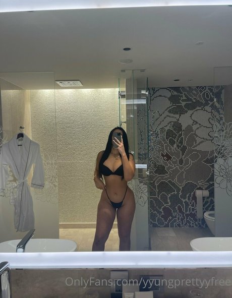 Katana Grey pornographic model pics