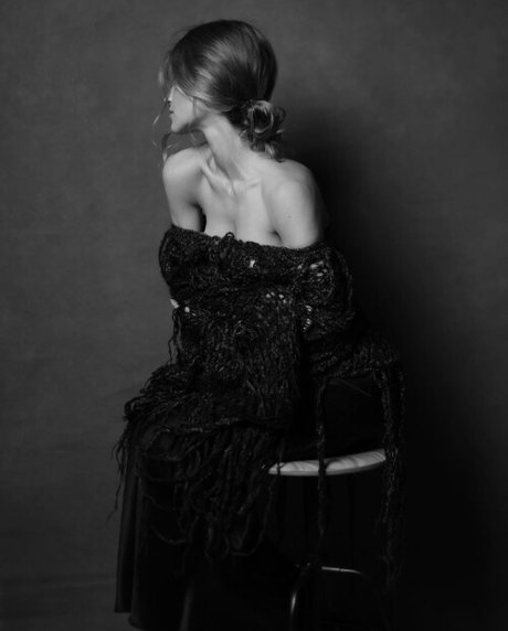 Anastasiia Mironova pornstar top images