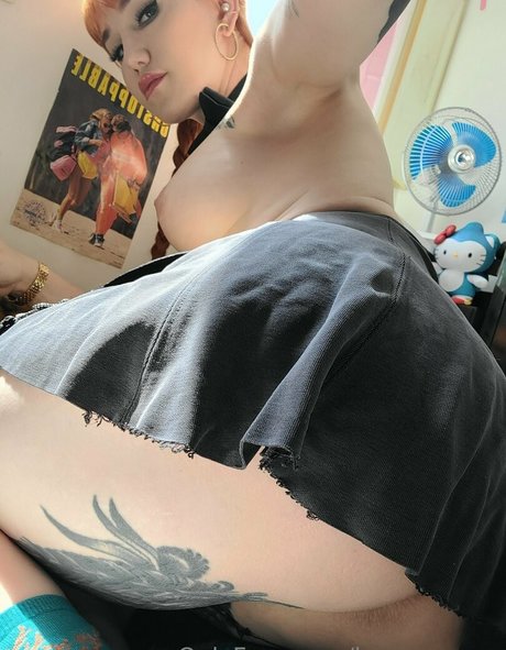 lenamoonxo porn model pics