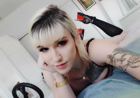 lenamoonxo star porn gallery