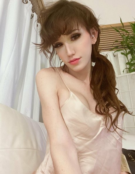 lenamoonxo pornstar art pic