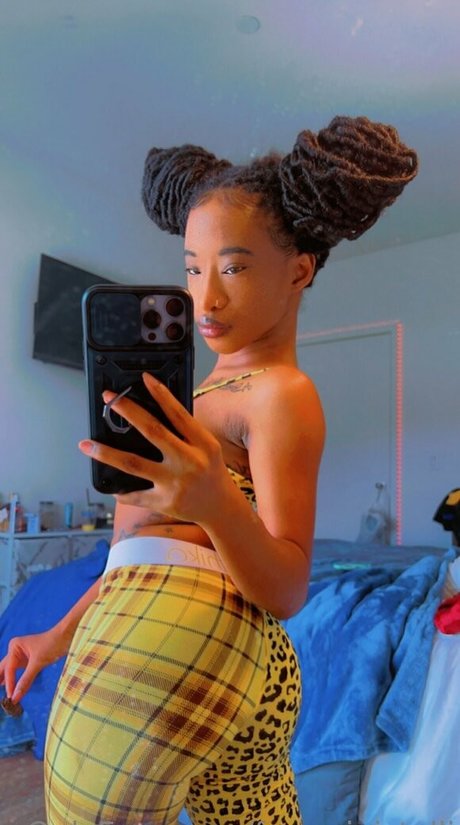 freeministalli adult star gallery