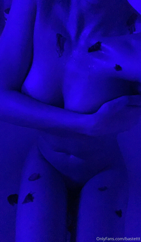 lolaqueencobra hot star img