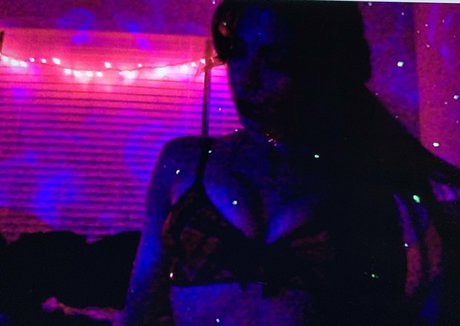 lolaqueencobra nudes star pics