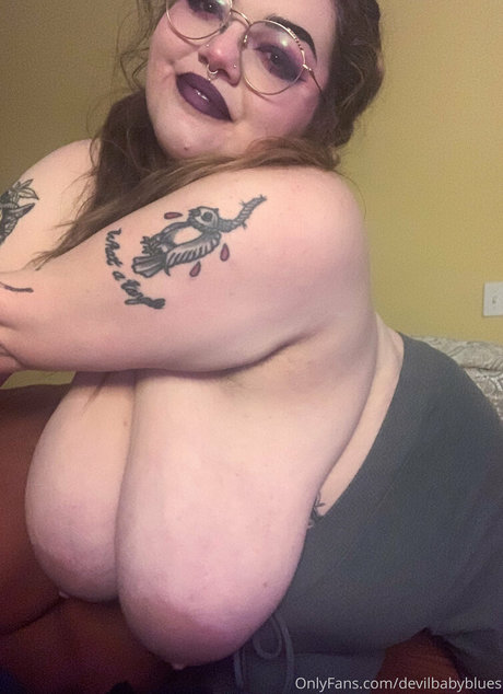 Devilbabyblues pretty pornstar images