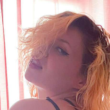 marilynwhoo pornstar pics