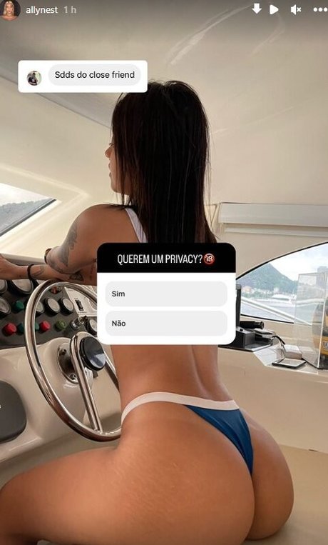 Allyne Santos nice star photo