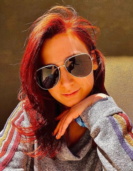 foxiwebb pretty actress galleries