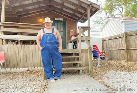 bearsorlando beautiful model image