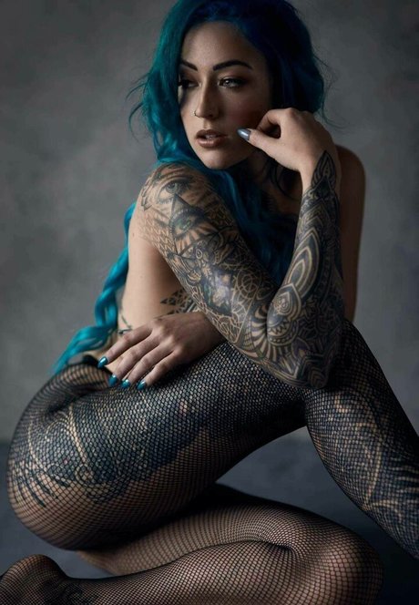 Summer Mcinerney model erotic img