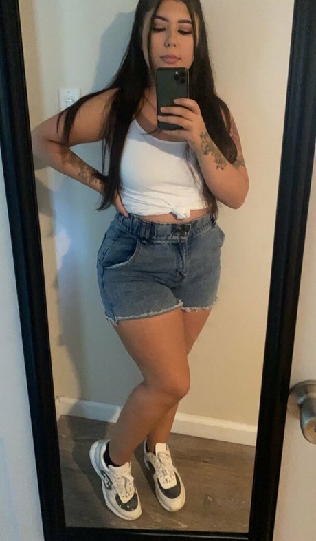 Tainobabe nude model pictures