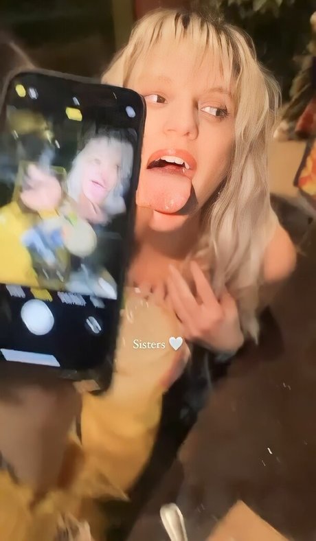 Georgia Magree model photo