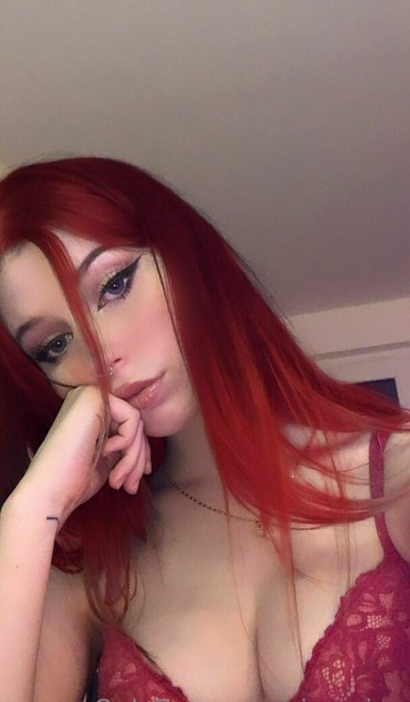 sinersina model free photo