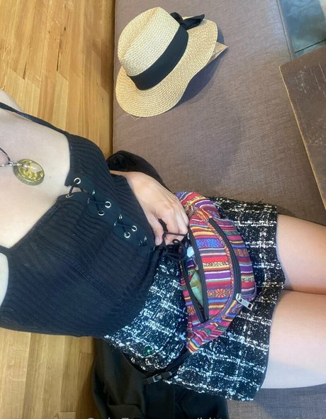 kittydawsonfree perfect model img