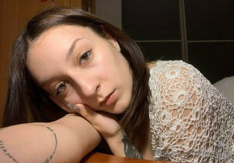 pppoisonnnivy pornstar naked photo