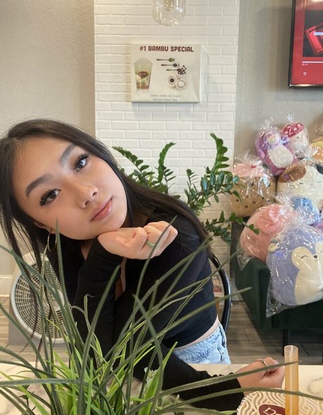 sonyaxule perfect actress photos