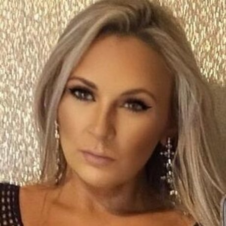 Lisa Sutton model hd picture