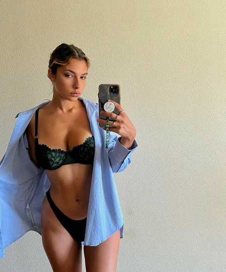 Emmy Tifrit star pornographic archive