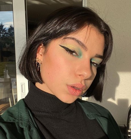 Emmy Tifrit pornstar erotic photos