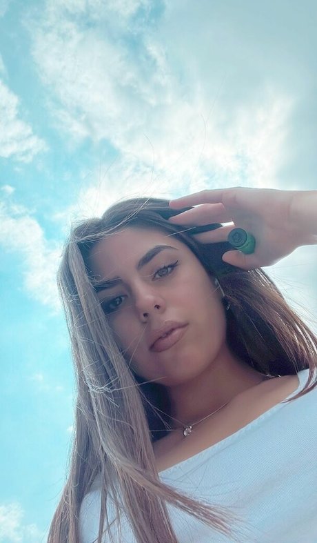 Melissa Leal model erotic pic