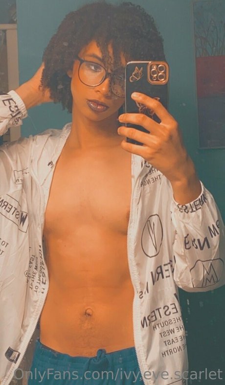 ivyevescarlet model adult photo