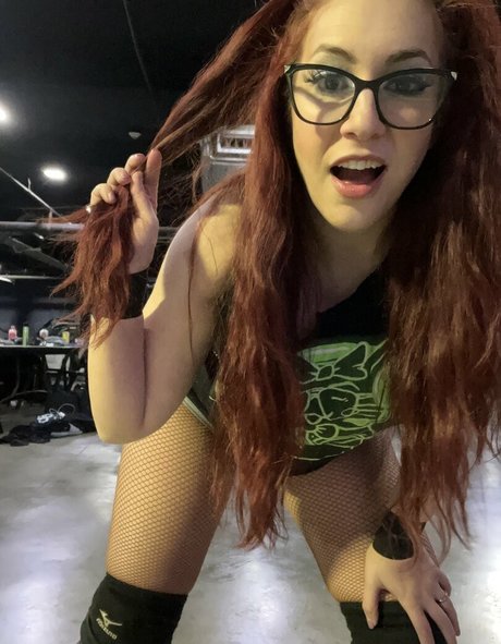 Veda Scott sexy model pictures