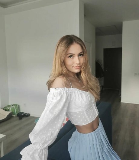 itsSky nice model pictures