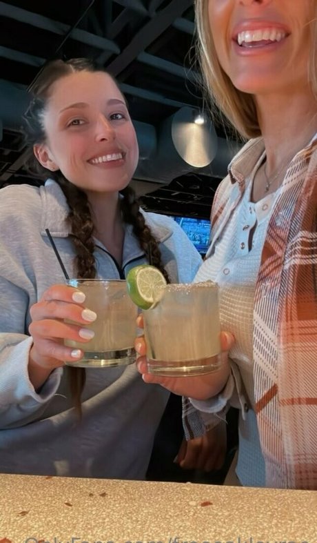 freeoakleyrae star pretty images