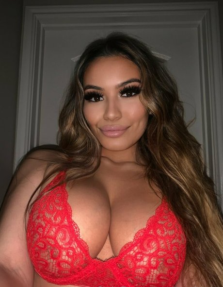 wetkinky sexy model img