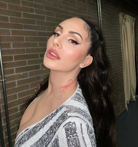 Mala Rodriguez sex model pics