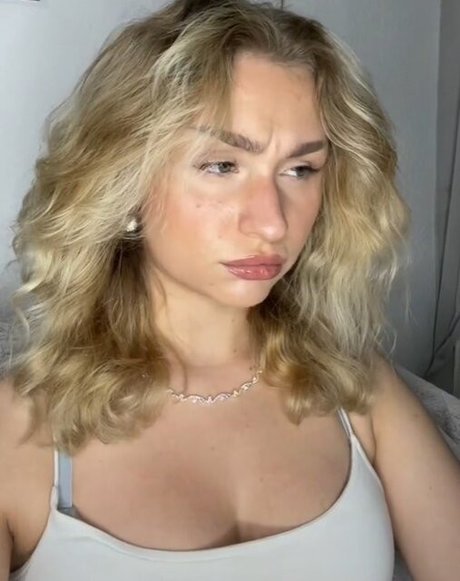 Lilly Pearce pornstar high quality photo