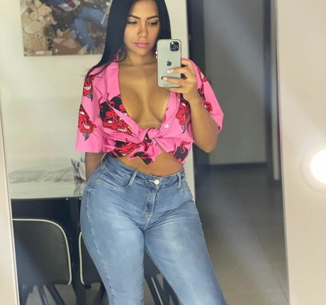 Antho Lynda porn actress gallery