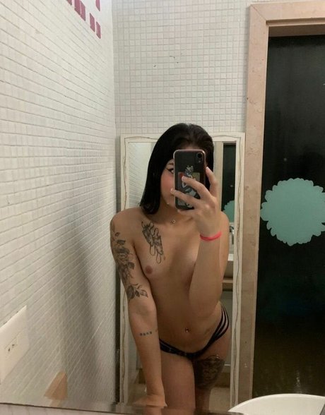 Pietra Ardivino model pretty pics