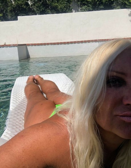 Linda Claridge pornstar img