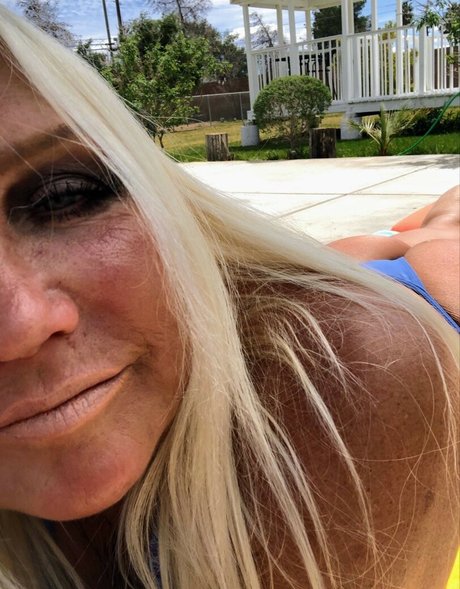 Linda Claridge exclusive model galleries