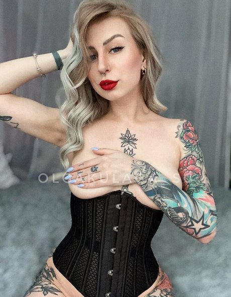 helga1 free star exclusive photo