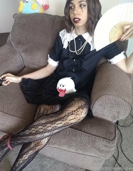 kitkat44 sexy model photos